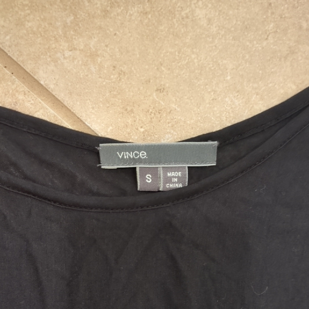 Vince Elegant Black Women's Blouse - Picture 2 of 2